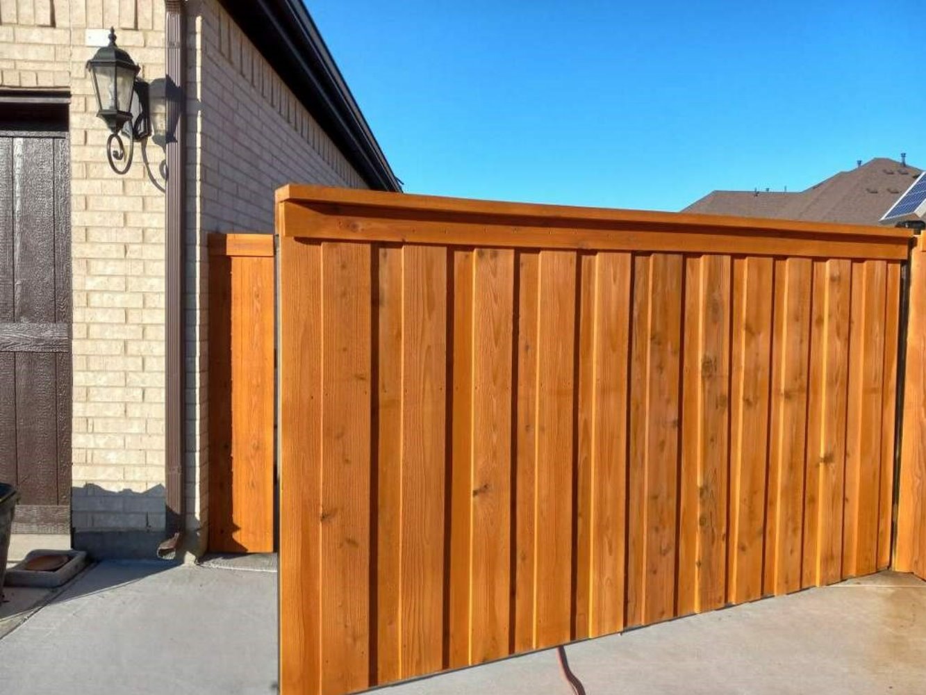 Arlington, TX Shadowbox style wood fence