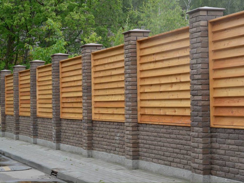 Heath, TX horizontal style wood fence