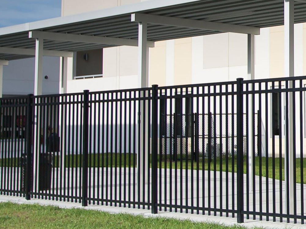 Richland Hills Texas commercial fencing contractor